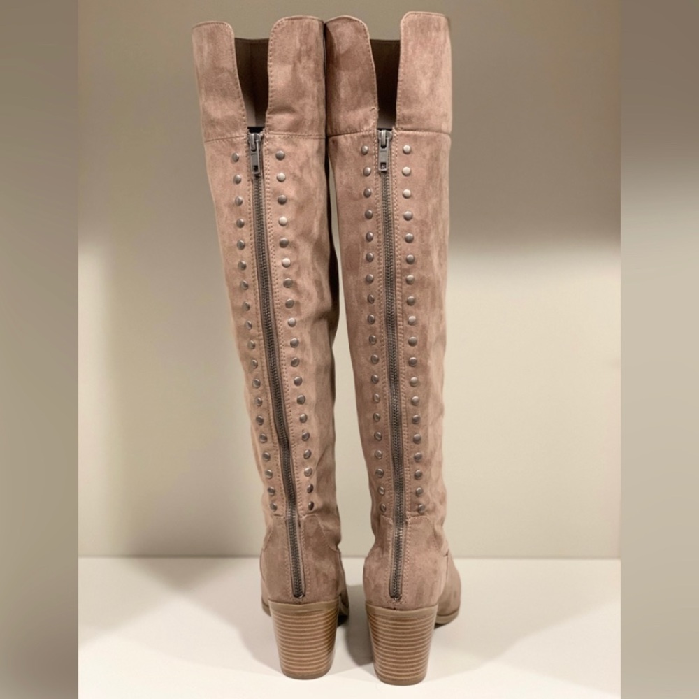 Melinda Heel Stud Back Zip Boots - Size 8